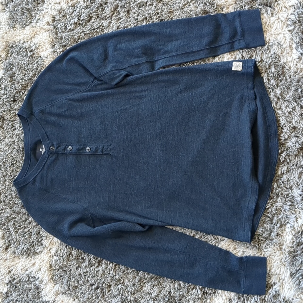 American Eagle Men's Henley Shirt, long sleeves size S